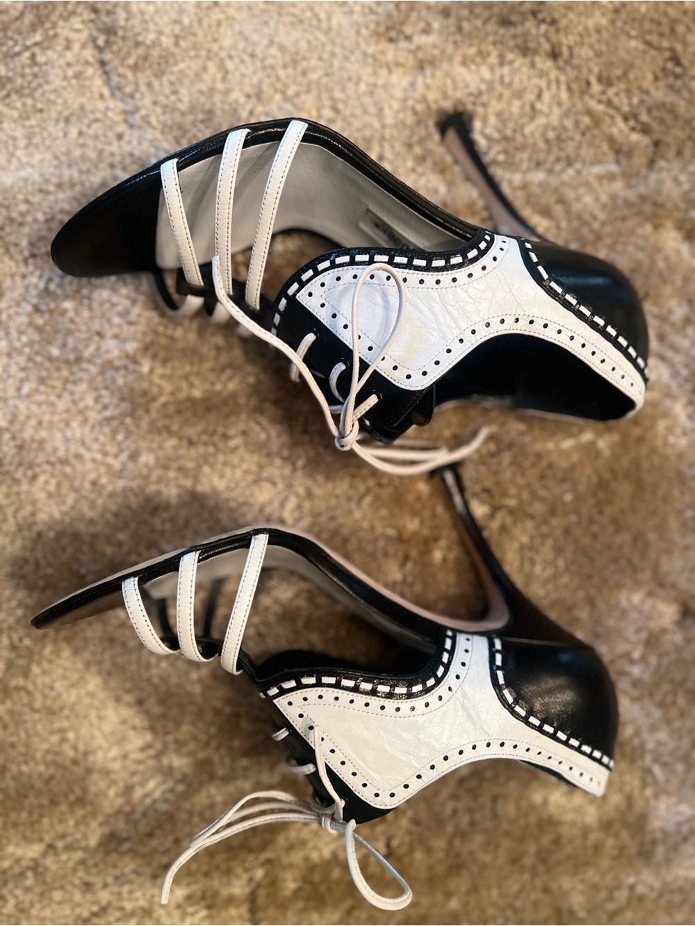 Manolo Blahnik Black and White Lace-Up Open-Toe Heels - Picture 4 of 4